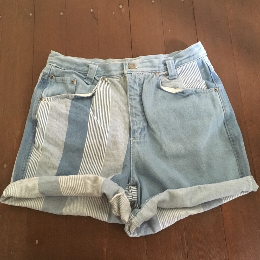 Vintage striped 90’s denim shorts - Picture 3 of 6